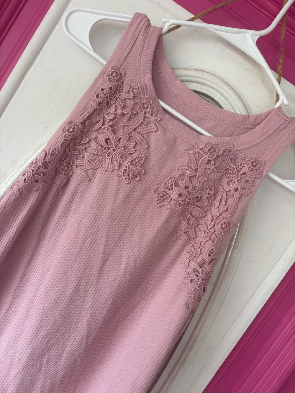 torrid Dusty Rose Lace Appliqué Ribbed Tank